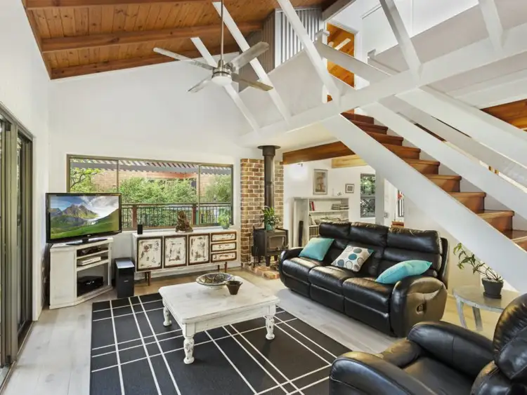 Fifth view of Homely house listing, 19 Summerhill Court, Mudgeeraba QLD 4213