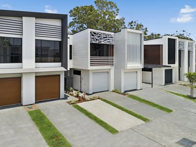 Main view of Homely house listing, 5/74-76 Hillview Parade, Ashmore QLD 4214