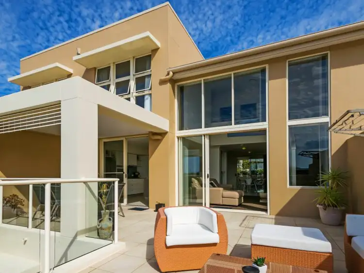 200/251 Varsity Pde, Varsity Lakes QLD 4227