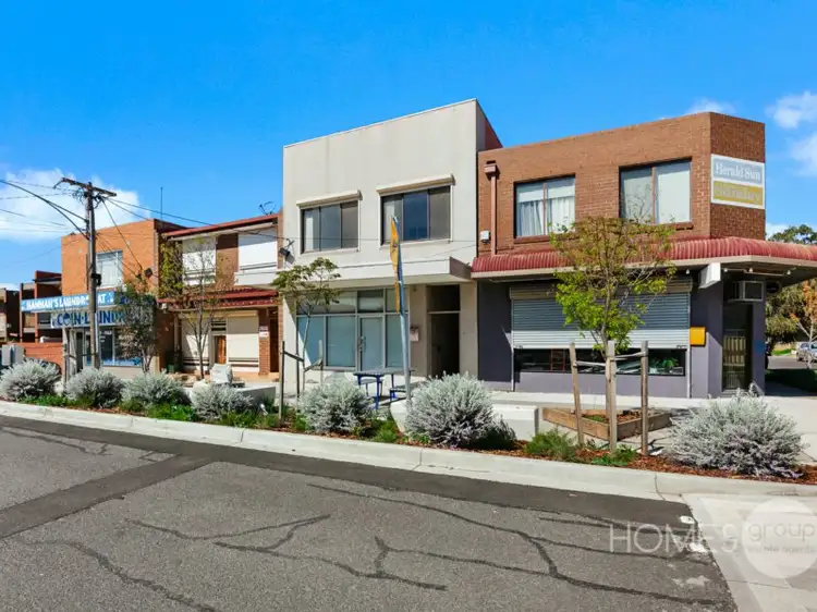 Main view of Homely unit listing, 2/21 john street, St Albans VIC 3021