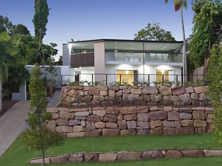 76 Plateau Crescent, Carrara QLD 4211