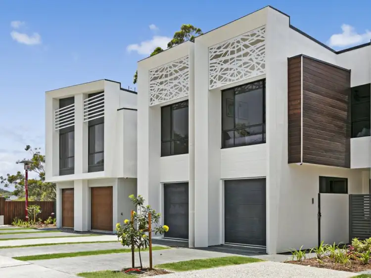 Third view of Homely villa listing, 3/74-76 Hillview Parade, Ashmore QLD 4214