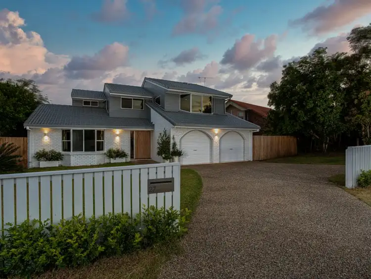 27 Federal Place, Robina QLD 4226