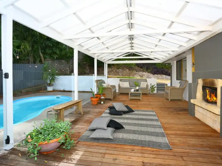 56 Ironbark Street, Elanora QLD 4221