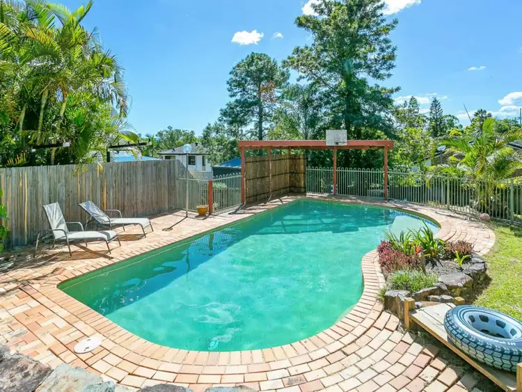 Second view of Homely house listing, 6 Lowanna Dve, Ashmore QLD 4214