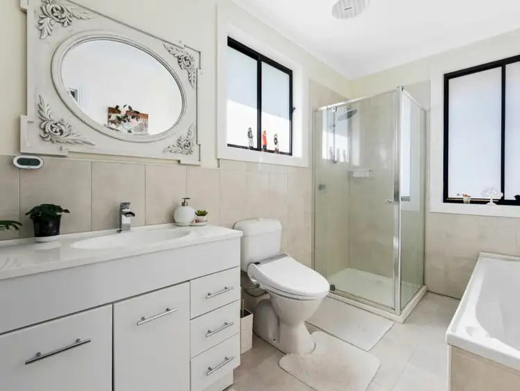 Seventh view of Homely townhouse listing, Unit 2/72 Helen Street, St Albans VIC 3021