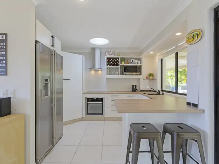 Fourth view of Homely house listing, 8 Toukley Ct, Highland Park QLD 4211