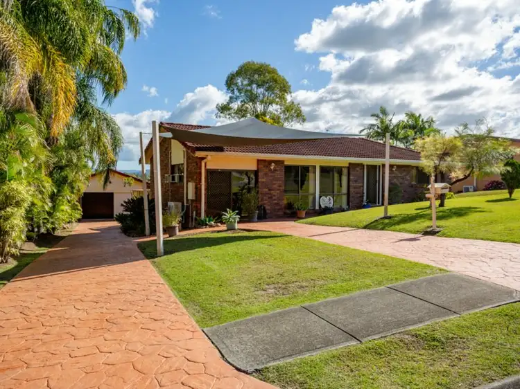 4 Mayjohn Ave, Carrara QLD 4211