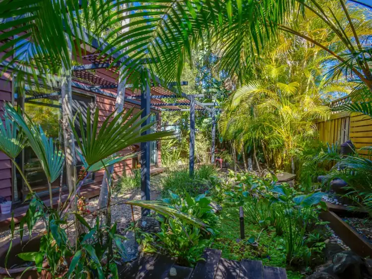 Fourth view of Homely house listing, 2 Plateau Crescent, Carrara QLD 4211