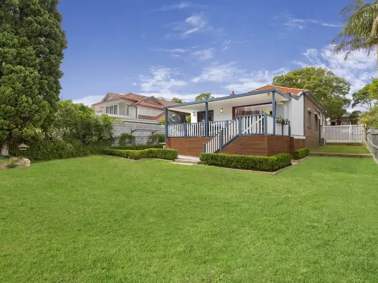 30 Rowley Road, Russell Lea NSW 2046