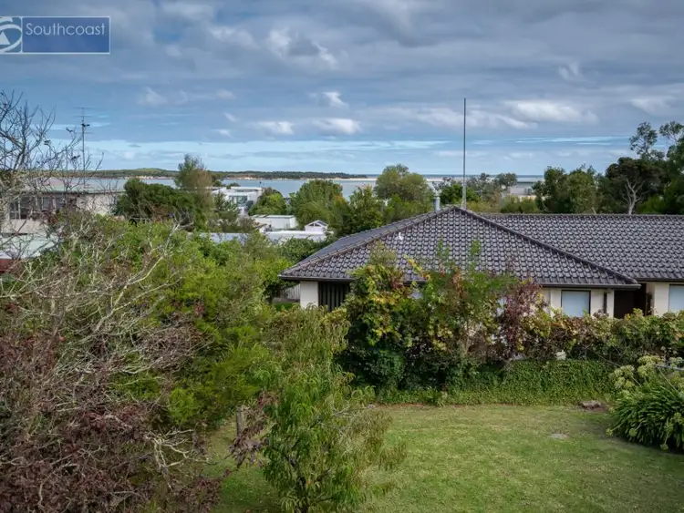 40 Bayview Avenue, Inverloch VIC 3996