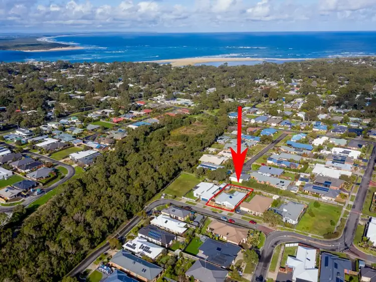 Second view of Homely house listing, 6 Honeyeater Circuit, Inverloch VIC 3996