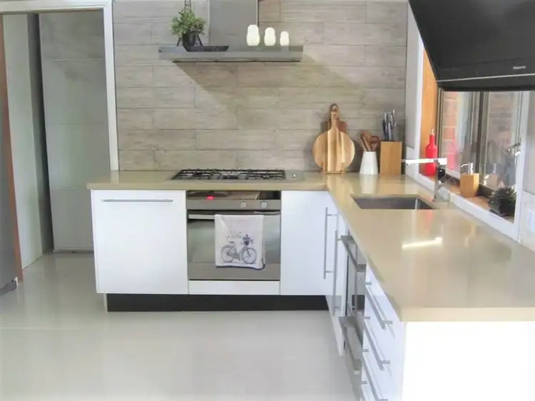 Fifth view of Homely house listing, 2 Treasure Crt, Carrara QLD 4211