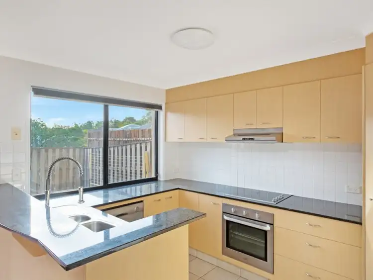 Seventh view of Homely house listing, 2/18 Bourton Rd, Merrimac QLD 4226
