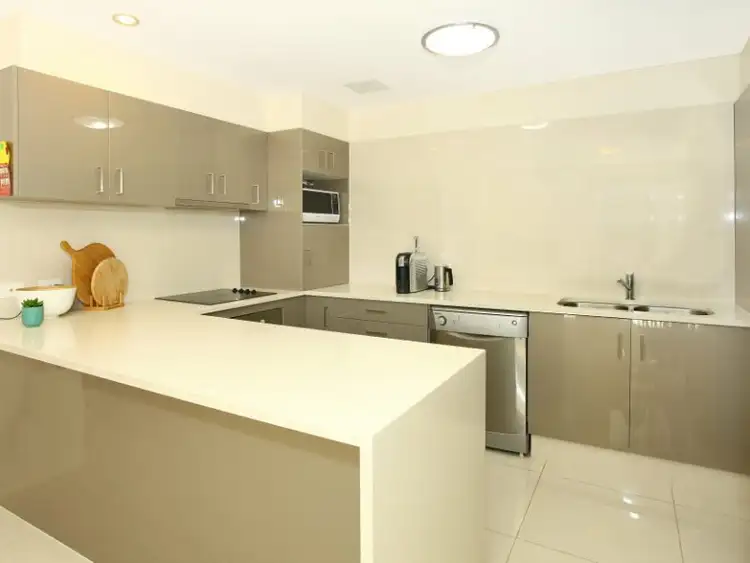 Fourth view of Homely semi-detached listing, 2/2 Comore Dr, Varsity Lakes QLD 4227