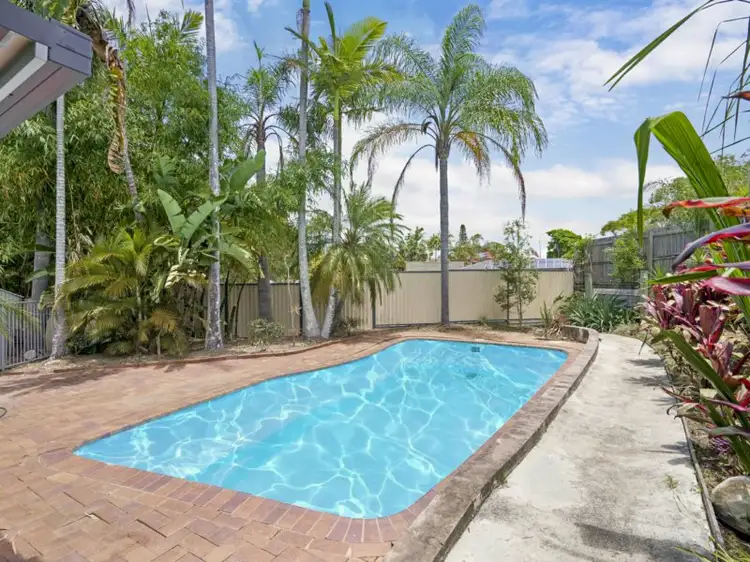 10 McTaggart Place, Carrara QLD 4211