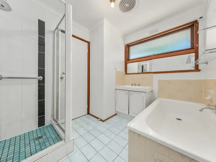 Seventh view of Homely house listing, 2 Maroondah Court, St Albans VIC 3021
