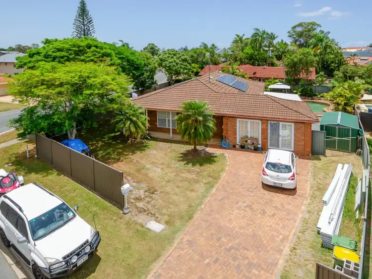 2 Corio Crt, Robina QLD 4226