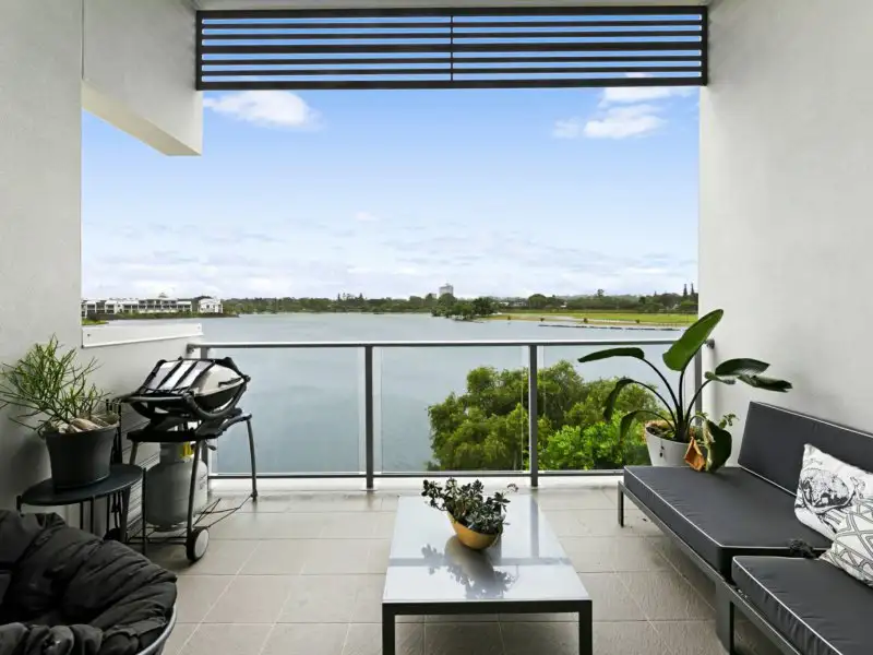 Main view of Homely townhouse listing, 80/5033 Emerald Island Drive, Carrara QLD 4211