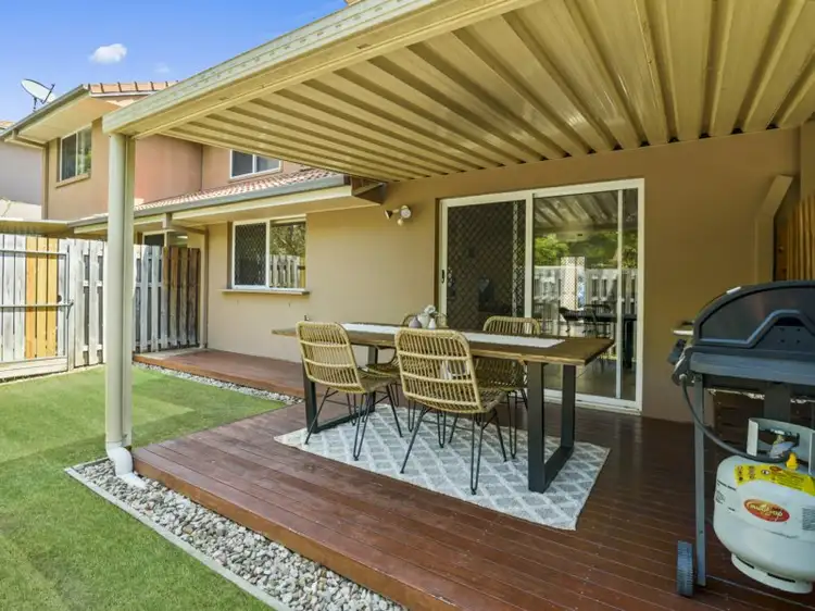 73/1 Coelia Crt, Carrara QLD 4211