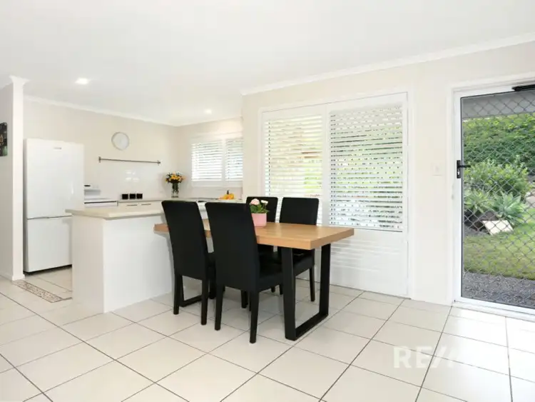 Sixth view of Homely semi-detached listing, 8 Gooding Dve, Merrimac QLD 4226