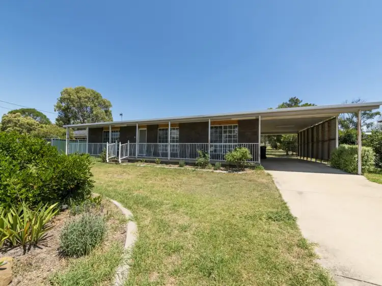 24 Moncrieffe Street, Warwick QLD 4370