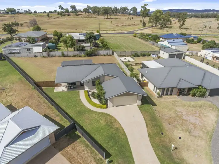 4 Taliah Place, Rosenthal Heights QLD 4370
