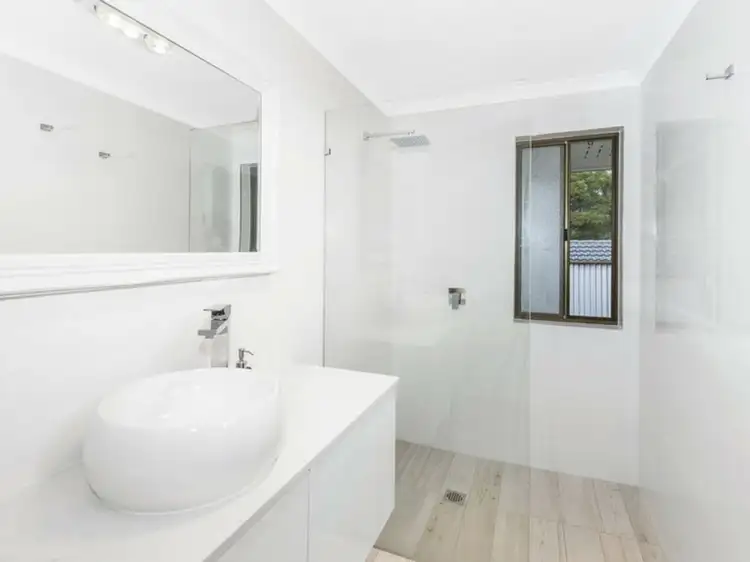 Sixth view of Homely house listing, 6 St Andrews Glade, Robina QLD 4226