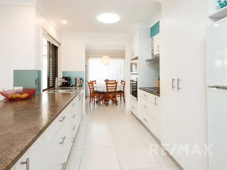 Fifth view of Homely house listing, 4 Venus Ct, Mudgeeraba QLD 4213