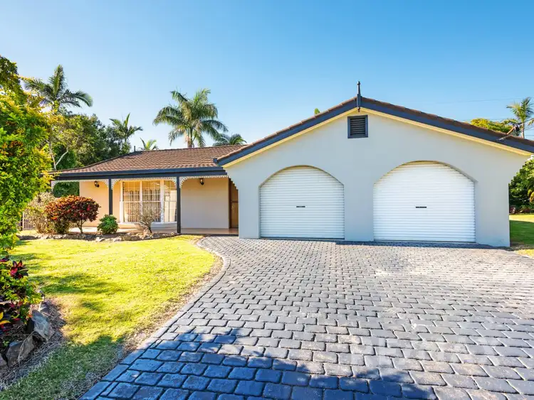 Second view of Homely house listing, 10 Doveton Crescent, Mount Warren Park QLD 4207