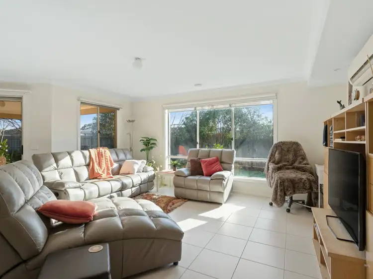 Second view of Homely house listing, 7 Heather Court, Koo Wee Rup VIC 3981
