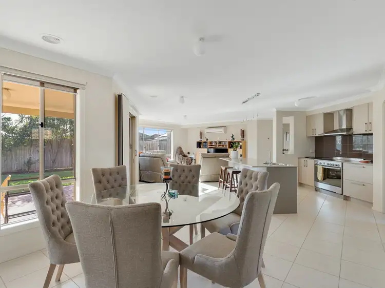 Fifth view of Homely house listing, 7 Heather Court, Koo Wee Rup VIC 3981