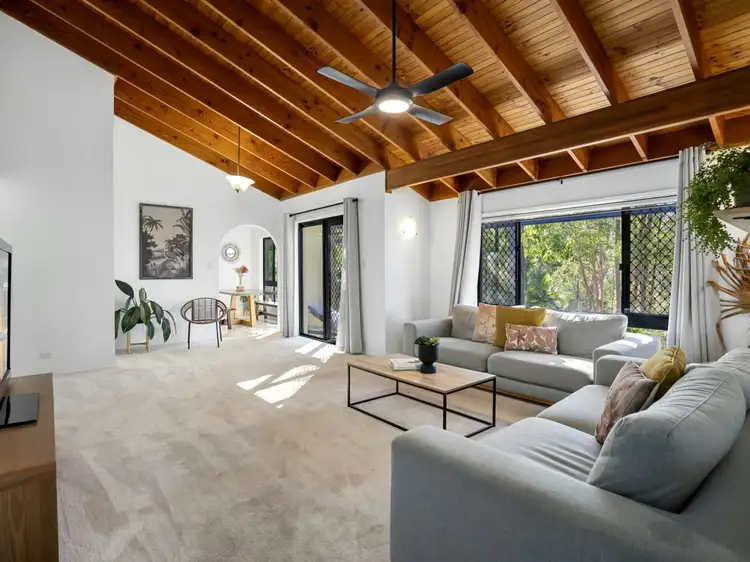 49 Wallaby Drive, Mudgeeraba QLD 4213