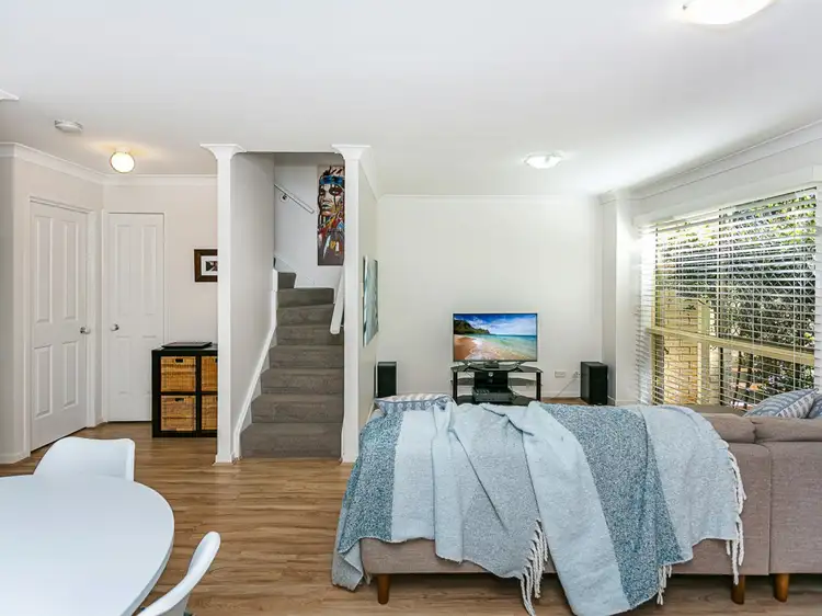 Second view of Homely unit listing, 2/20 Douma Drive, Mudgeeraba QLD 4213
