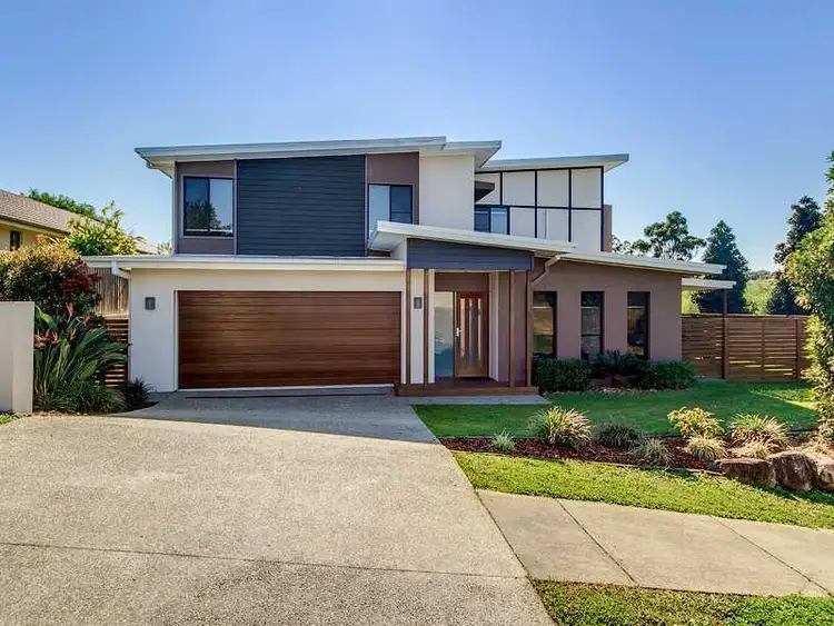 1/60 MANNING CCT, Pacific Pines QLD 4211