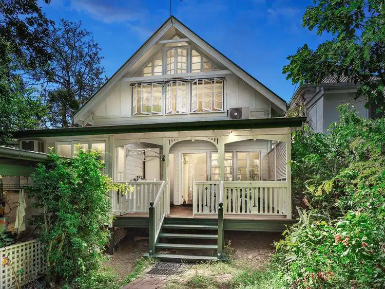 68 Thorpe Street, Indooroopilly QLD 4068