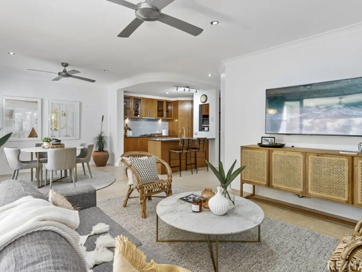 Main view of Homely unit listing, 1095/1 The Cove Cresent, Carrara QLD 4211