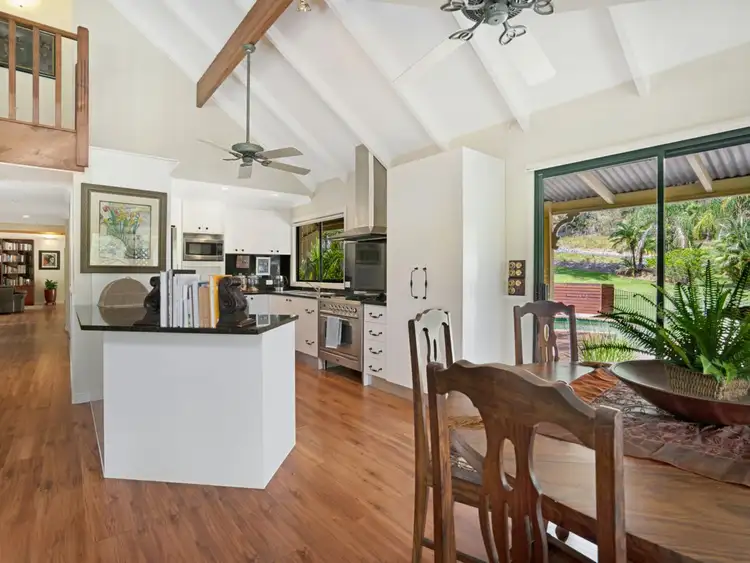 Fifth view of Homely house listing, 39 Hersden Court, Bonogin QLD 4213