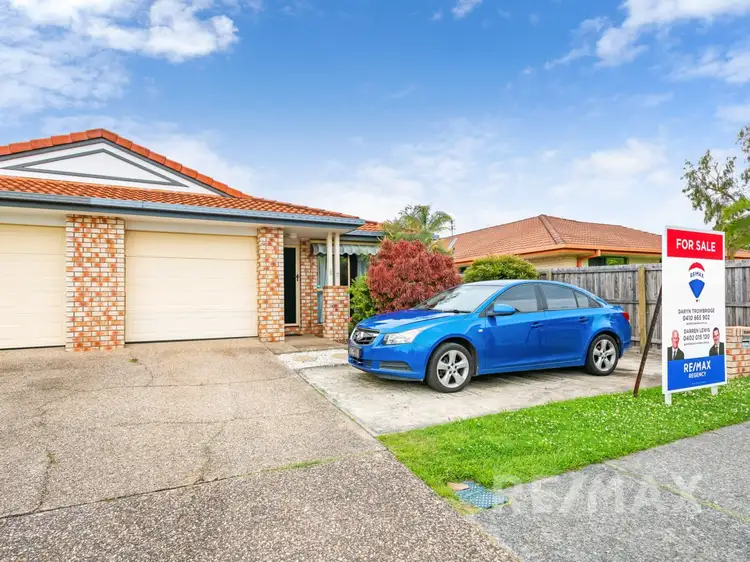 Main view of Homely semi-detached listing, 2/8 Gainsborough Drive, Varsity Lakes QLD 4227