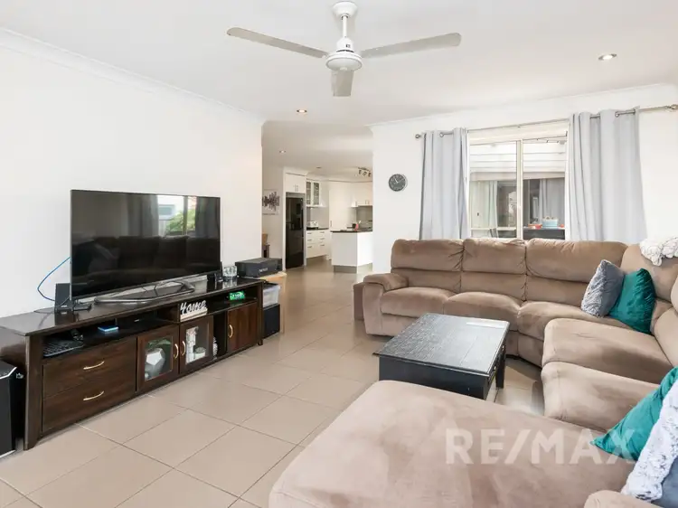 Second view of Homely semi-detached listing, 2/8 Gainsborough Drive, Varsity Lakes QLD 4227