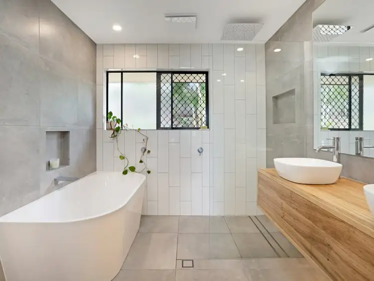 Sixth view of Homely house listing, 35 CASTAGNO AVE, Nerang QLD 4211