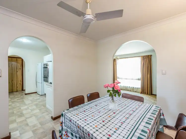 Fifth view of Homely house listing, 1 Zuytdorp Court, Mahomets Flats WA 6530