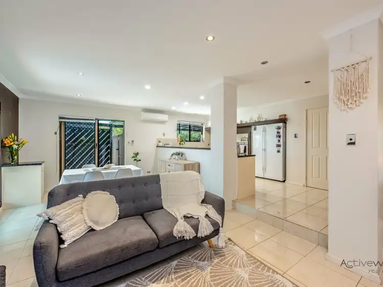 Second view of Homely house listing, 4 Pascoe Place, Tarcoola Beach WA 6530