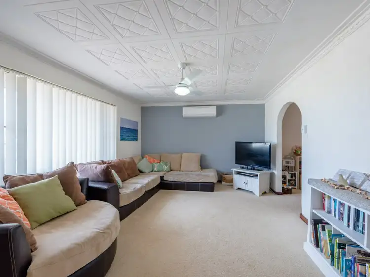 Second view of Homely house listing, 20 Zeewyck Court, Mahomets Flats WA 6530