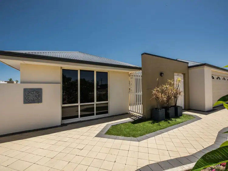 Second view of Homely house listing, 35 Crowtherton Court, Bluff Point WA 6530