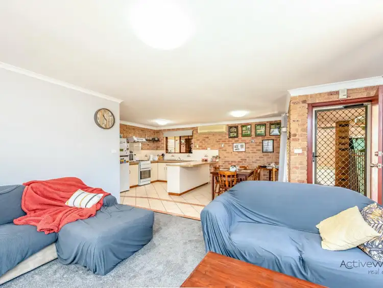 Sixth view of Homely semi-detached listing, 30 Utakarra Road, Rangeway WA 6530