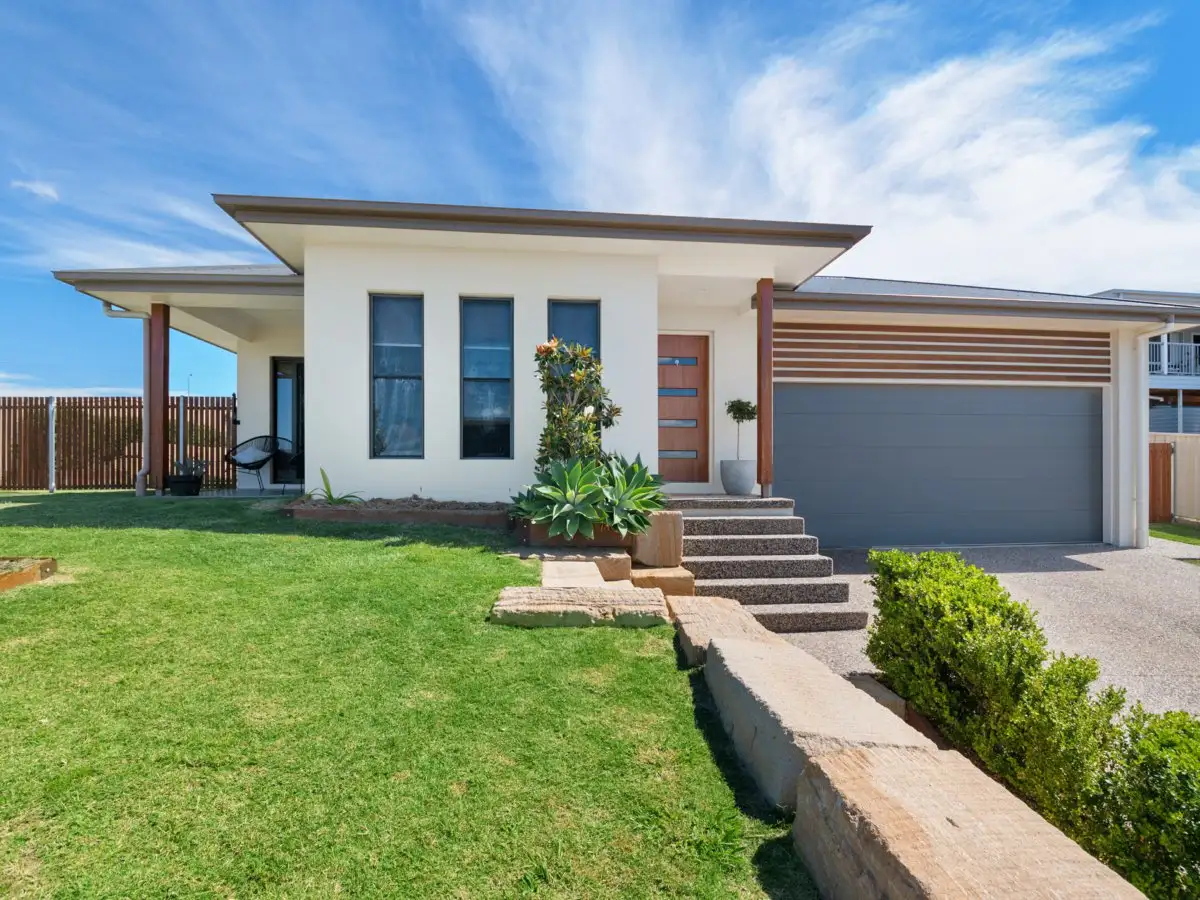 Main view of Homely house listing, 5 Lookout Place, Rosenthal Heights QLD 4370