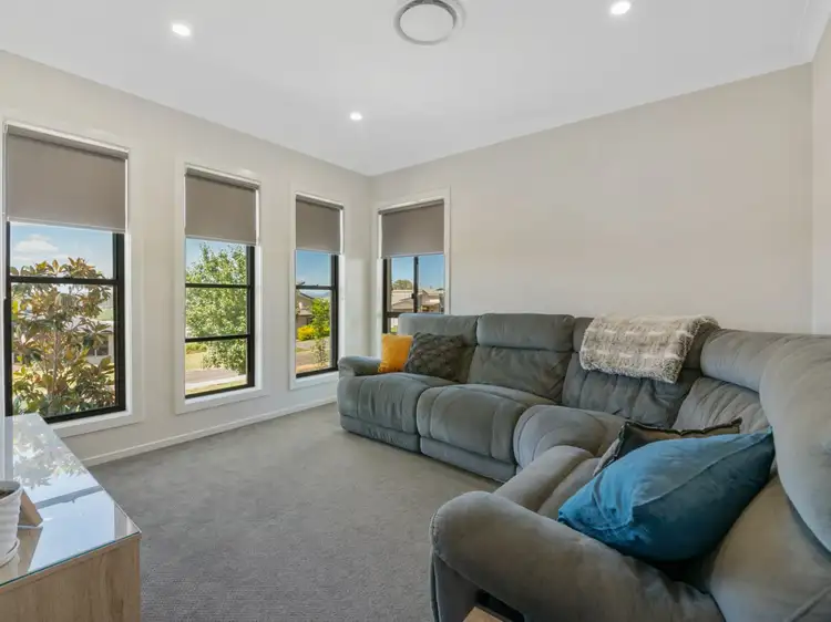 Third view of Homely house listing, 5 Lookout Place, Rosenthal Heights QLD 4370