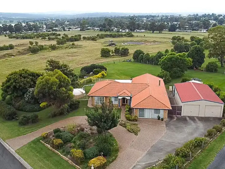 13 North Street, Rosenthal Heights QLD 4370