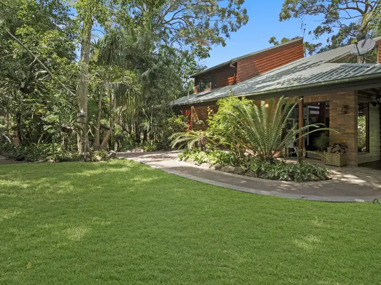 4 Daly Way, Worongary QLD 4213